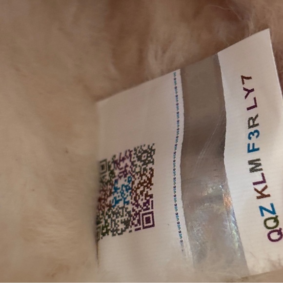 UGG Funkette Slippers Chestnut New without Box - Picture 9 of 11